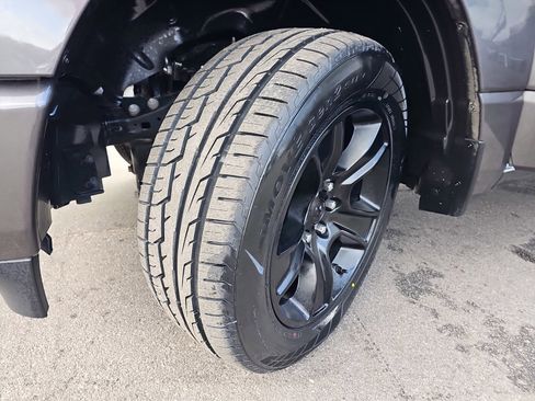 Used 2023 RAM 1500 Big Horn AWD/4WD image 33