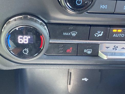 Used 2024 Ford Bronco Outer Banks AWD/4WD image 23