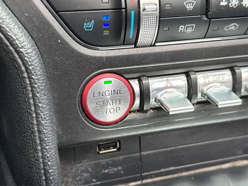 Used 2020 Ford Mustang Premium image 30