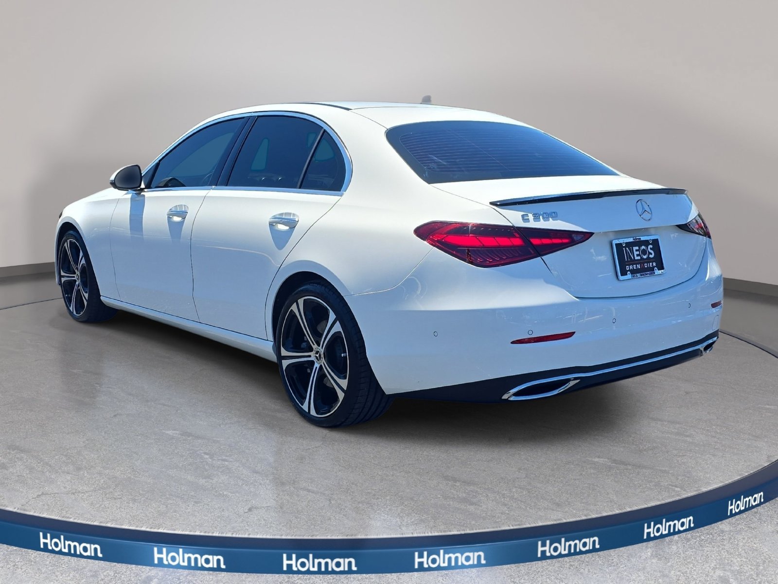 Used 2024 Mercedes-Benz C 300 Sedan image 8