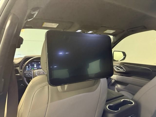 Certified 2024 GMC Yukon SLT w/ SLT Luxury Package AWD/4WD image 28