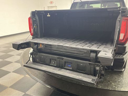 Certified 2024 GMC Sierra 1500 Denali Ultimate AWD/4WD image 37