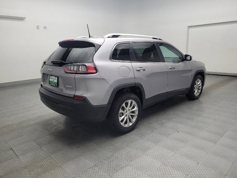 Used 2019 Jeep Cherokee Latitude w/ Popular Appearance Group image 9