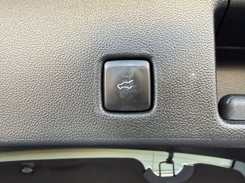 Used 2023 Ford Escape ST-Line Select w/ Tech Pack #2 image 38