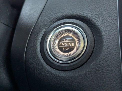 Used 2022 Mercedes-Benz GLC 300 GLC 300 image 28