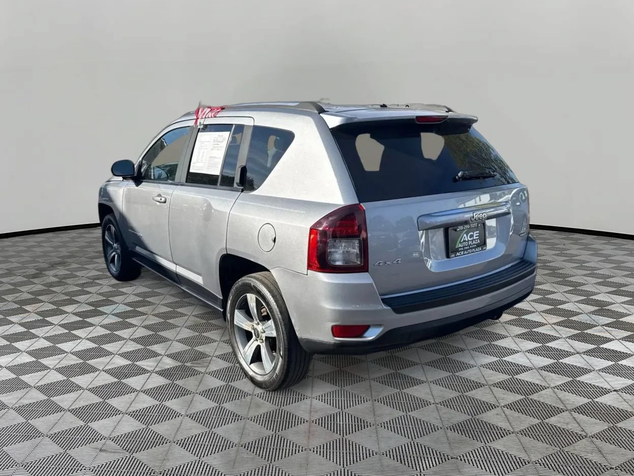 Used 2016 Jeep Compass High Altitude AWD/4WD image 7