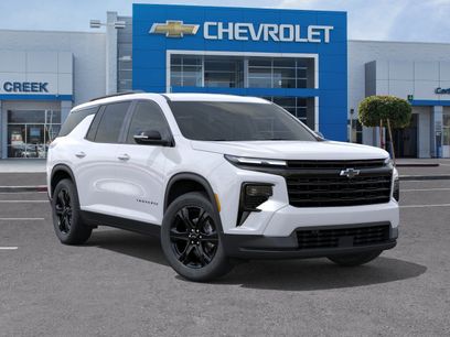 New 2027 Chevrolet Traverse LT w/ Midnight/Sport Edition