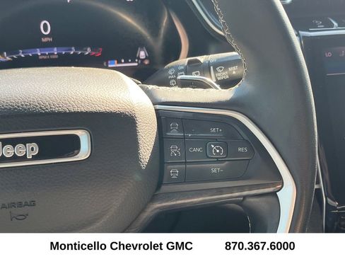 Used 2022 Jeep Grand Cherokee L Limited image 15