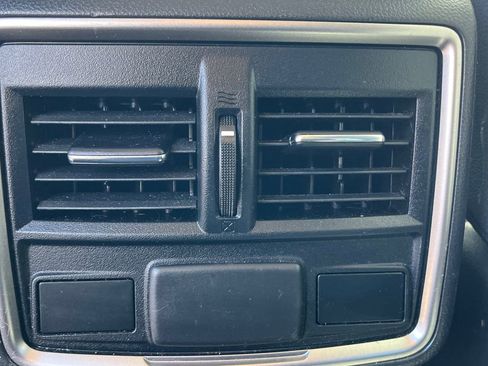 Used 2021 Subaru Forester Premium image 20