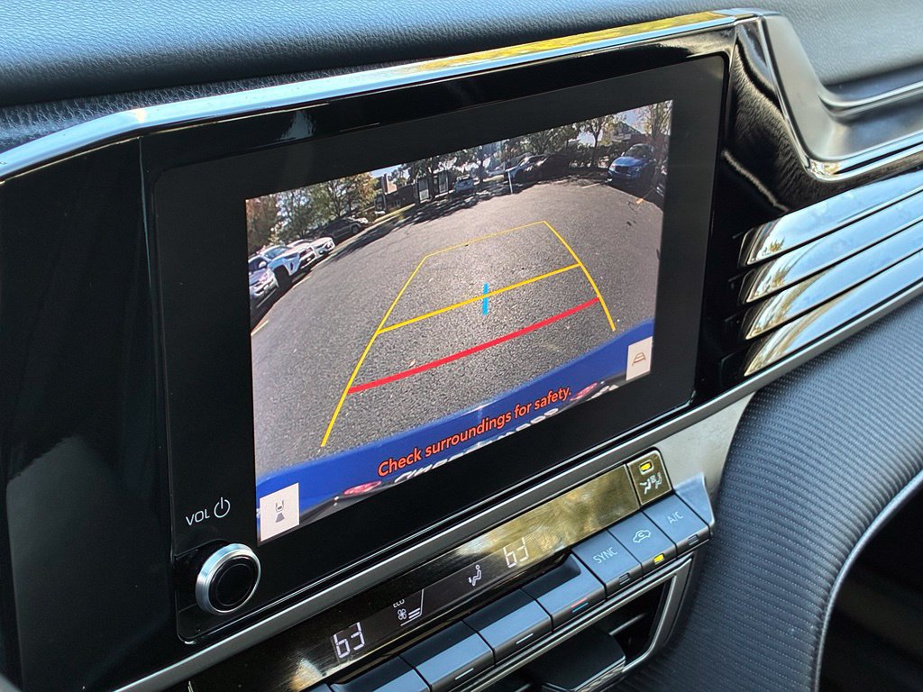 Used 2026 Toyota Camry SE FWD image 6