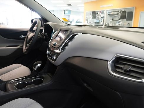 Used 2023 Chevrolet Equinox LS w/ LPO, Floor Liner Package image 29