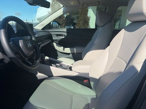 Used 2025 Honda Accord EX-L image 12