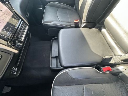 Used 2024 RAM 3500 Laramie image 21