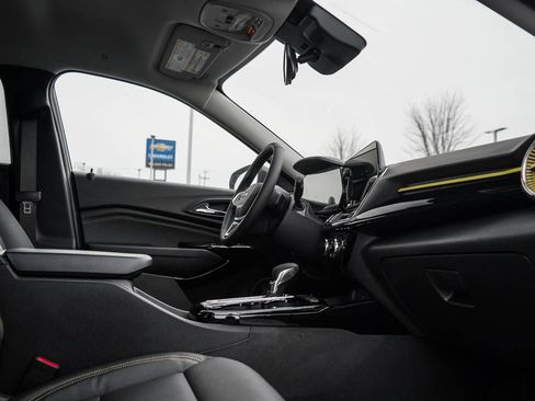 New 2026 Chevrolet Trax ACTIV FWD image 10