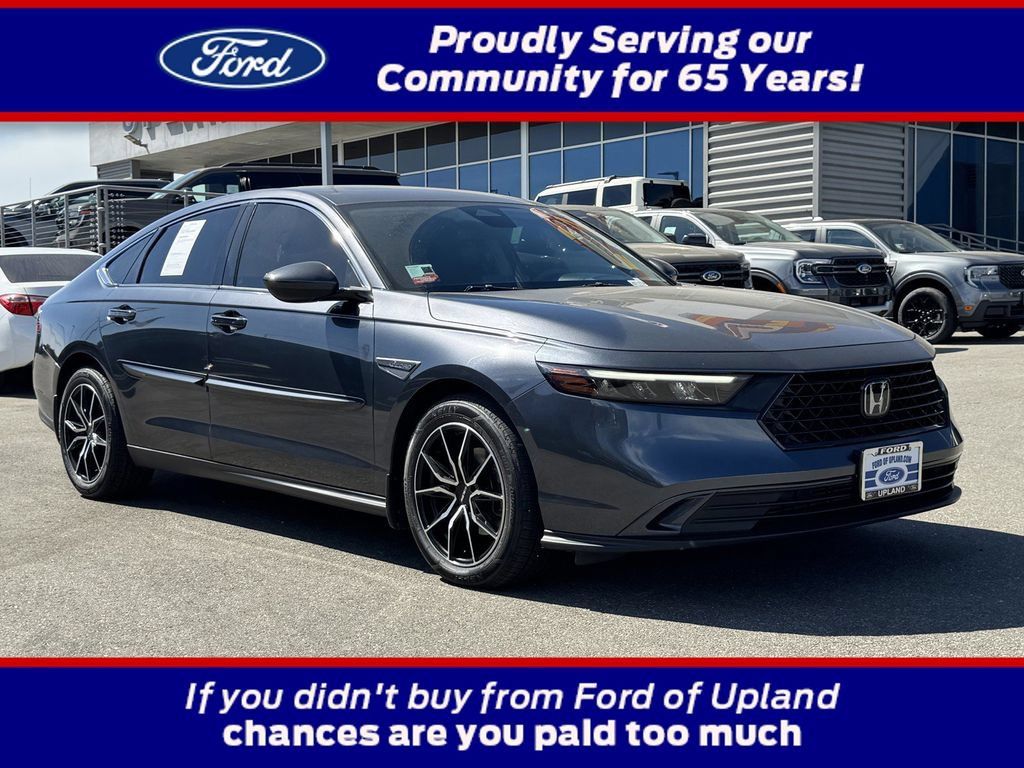 Used 2023 Honda Accord EX image 1