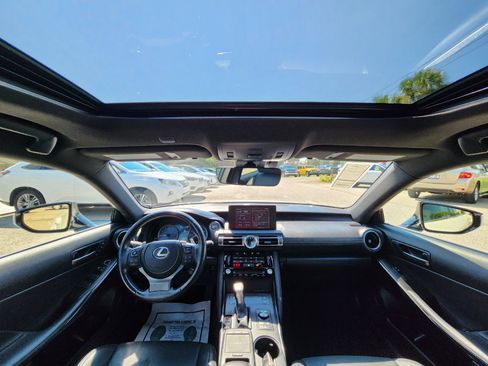 Used 2022 Lexus IS 300 w/ Premium Package image 9