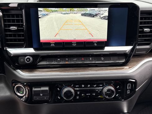 Used 2025 Chevrolet Silverado 1500 LT Trail Boss w/ Convenience Package II image 11