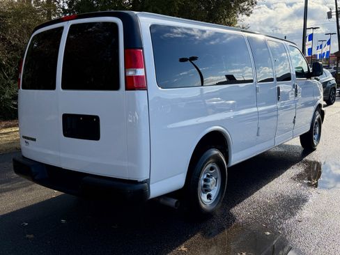 Used 2024 Chevrolet Express 3500 LS image 35