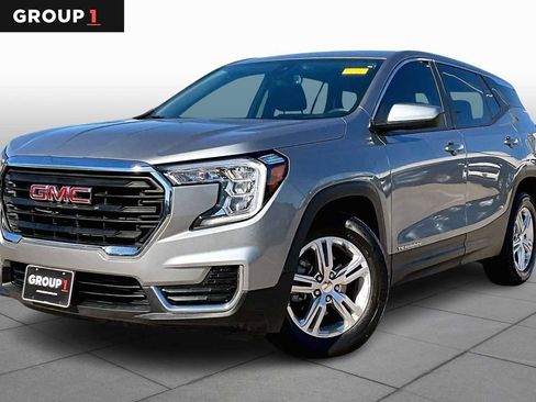Used 2024 GMC Terrain SLE image 1