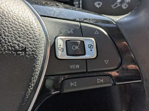 Used 2019 Volkswagen Jetta SE FWD image 23