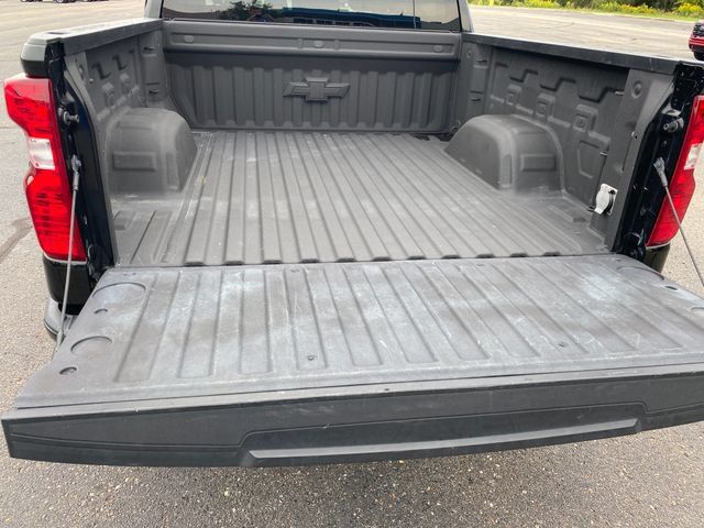 Certified 2023 Chevrolet Silverado 1500 Custom Trail Boss w/ LPO, Dark Essentials Package AWD/4WD image 19