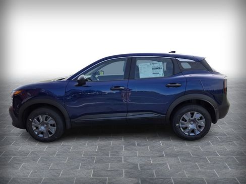 New 2026 Nissan Kicks S image 3