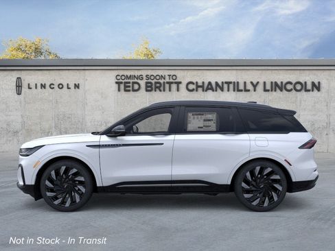 New 2026 Lincoln Nautilus Reserve w/ Jet Appearance Package AWD/4WD image 4
