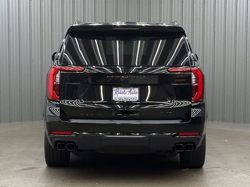 Used 2026 GMC Yukon Denali Ultimate AWD/4WD image 4