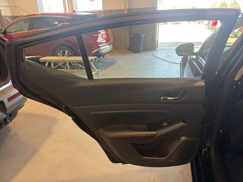 Used 2023 Nissan Altima 2.5 SR image 10