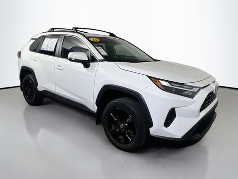 Used 2023 Toyota RAV4 XLE w/ Convenience Package AWD/4WD image 1