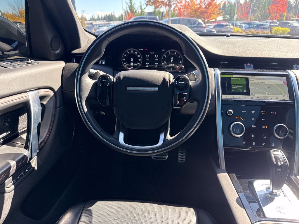 Used 2020 Land Rover Discovery Sport HSE R-Dynamic AWD/4WD image 15
