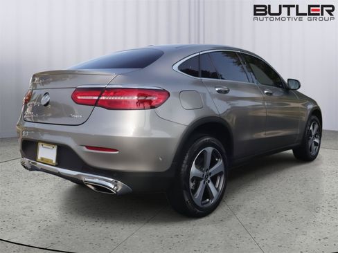 Used 2019 Mercedes-Benz GLC 300 4MATIC Coupe image 6