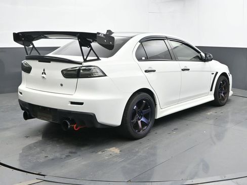 Used 2011 Mitsubishi Lancer Evolution MR AWD/4WD image 9