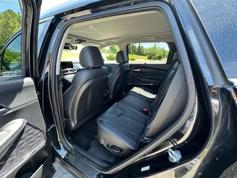 Used 2022 Hyundai Santa Fe SEL w/ Convenience + Premium Package AWD/4WD image 20