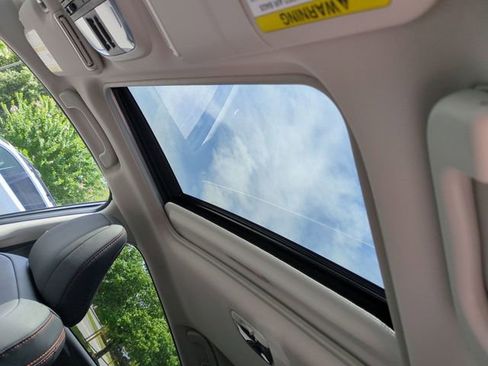 New 2025 Subaru Crosstrek 2.5i Limited w/ Crosstrek Mirror Package image 17