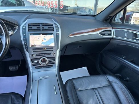 Used 2017 Lincoln MKZ Reserve w/ Climate Package image 9