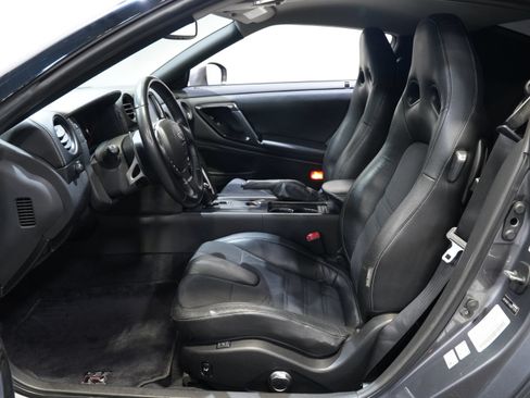 Used 2014 Nissan GT-R Premium AWD/4WD image 28