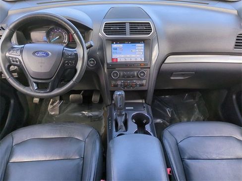 Used 2018 Ford Explorer XLT w/ Equipment Group 202A image 15