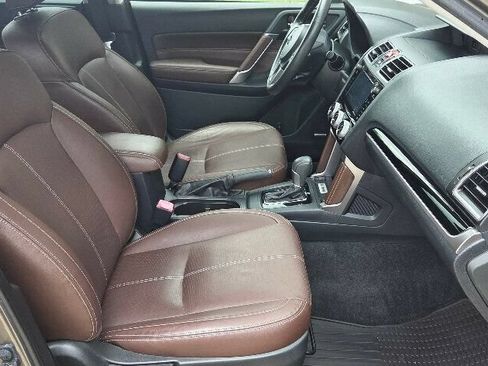 Used 2018 Subaru Forester 2.5i Touring w/ Popular Package #2 AWD/4WD image 21