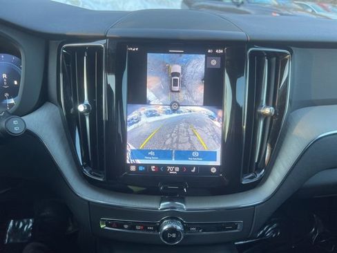 Certified 2025 Volvo XC60 B5 Plus image 35