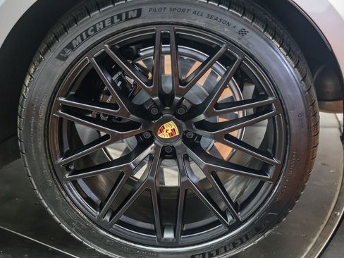 Certified 2023 Porsche Macan GTS AWD/4WD image 14