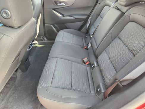 Used 2026 Chevrolet Equinox LT w/ Safety and Technology Package FWD image 21