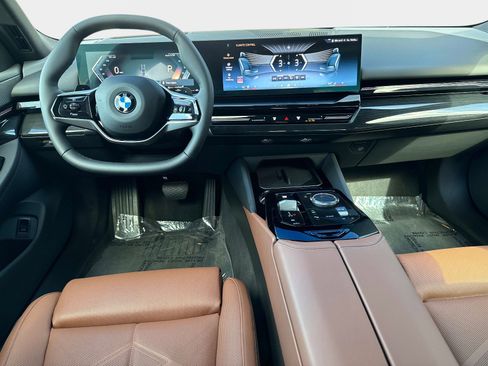 Used 2026 BMW 530i xDrive image 34