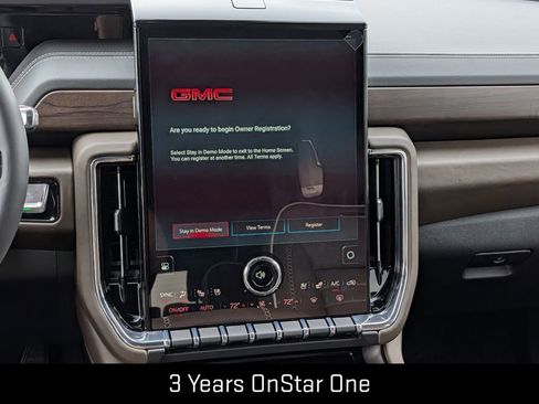 New 2026 GMC Yukon Denali Ultimate AWD/4WD image 14