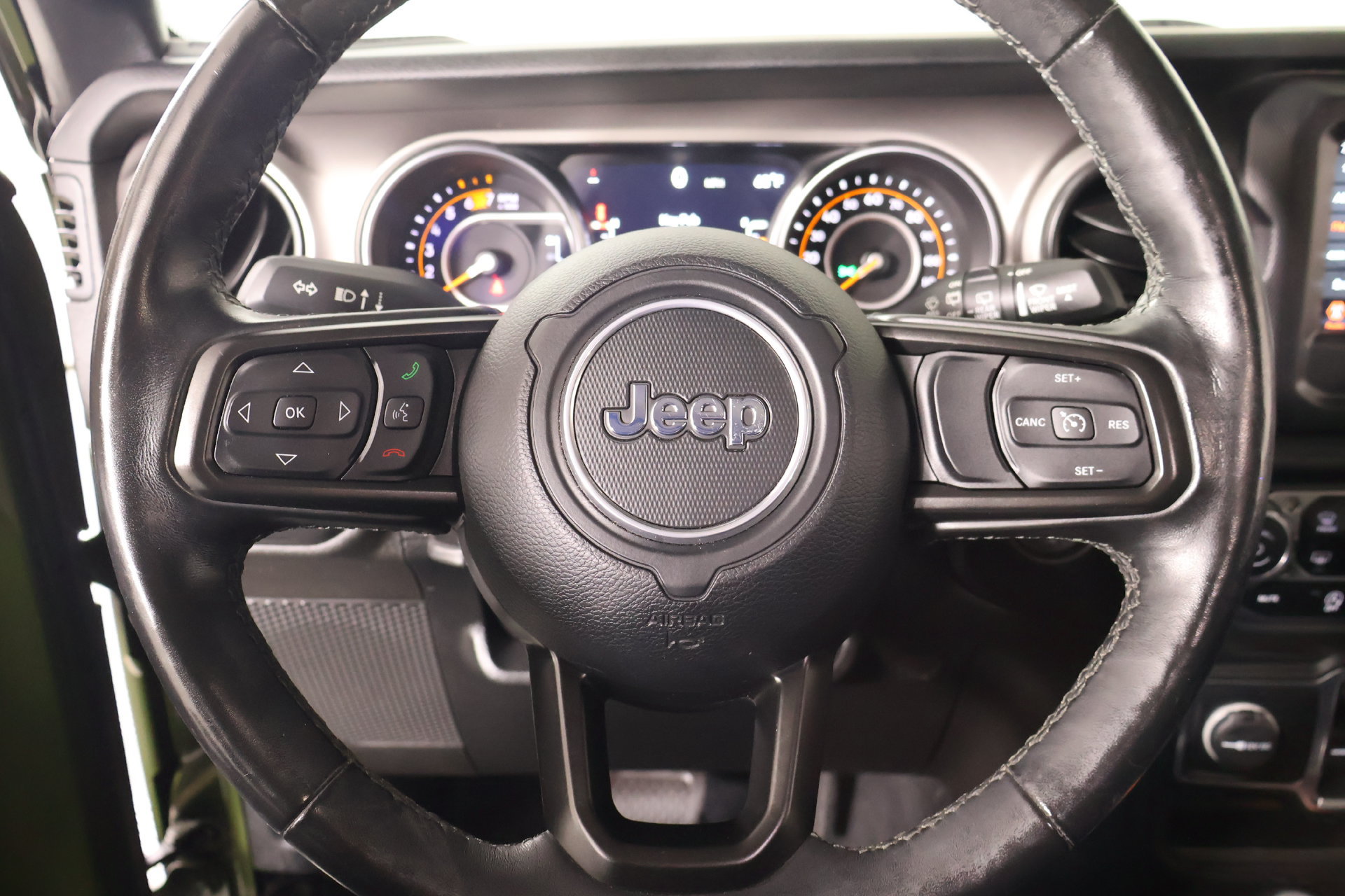 Used 2020 Jeep Wrangler Unlimited Sport AWD/4WD image 3