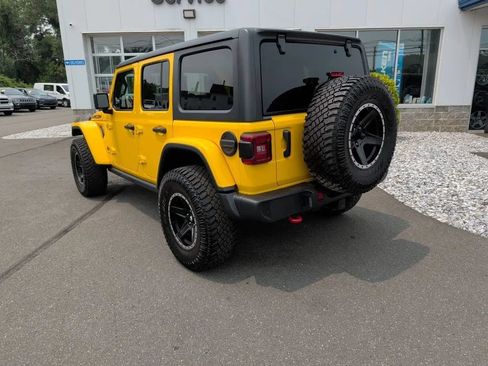 Used 2021 Jeep Wrangler Unlimited Rubicon w/ Dual Top Group AWD/4WD image 17