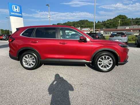 Used 2024 Honda CR-V EX image 3