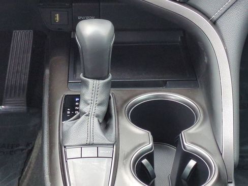Used 2024 Toyota Camry SE FWD image 19