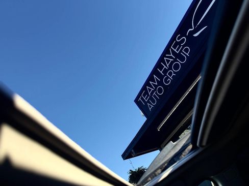 Used 2016 Subaru Outback 2.5i Limited AWD/4WD image 9