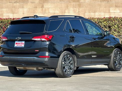 Certified 2022 Chevrolet Equinox RS w/ RS Leather Package image 4